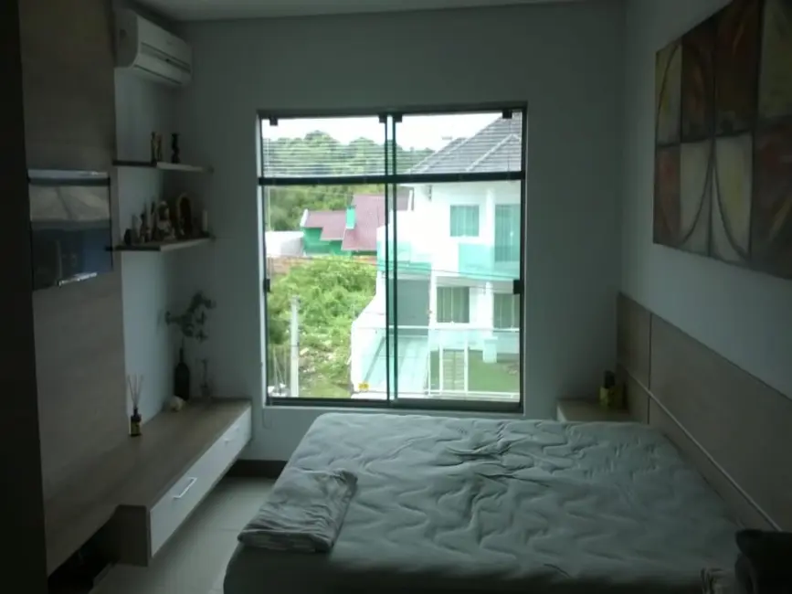 Casa com 3 quartos à venda, 188m2 em Cachoeirinha - RS - imagem 5 Foto 5 de Casa com 3 quartos à venda, 188m2 em Cachoeirinha - RS