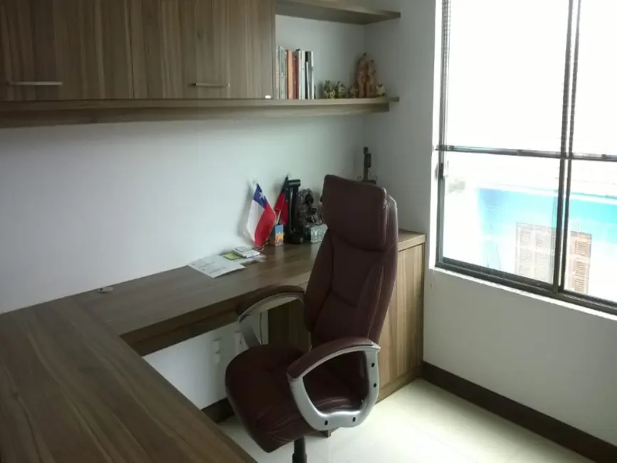 Casa com 3 quartos à venda, 188m2 em Cachoeirinha - RS - imagem 9 Foto 9 de Casa com 3 quartos à venda, 188m2 em Cachoeirinha - RS