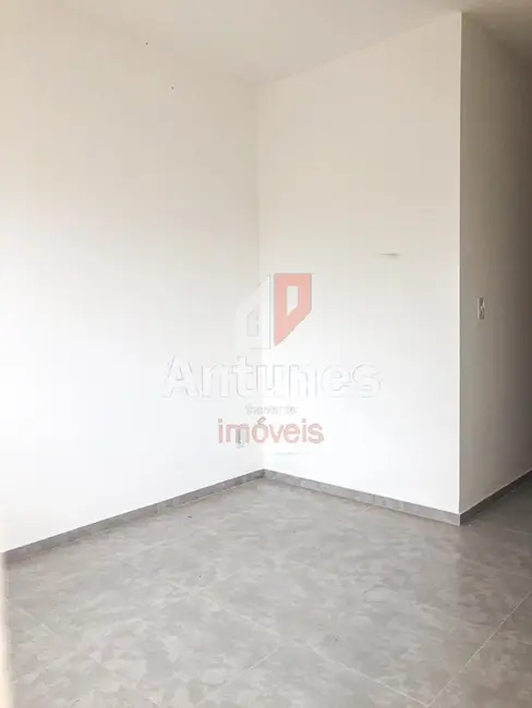 Foto 2 de Casa com 2 quartos à venda, 51m2 em Gravatai - RS