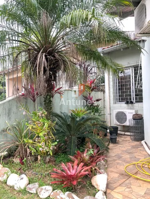 Casa com 3 quartos à venda, 147m2 em Dom Feliciano, Gravatai - RS - imagem 4 Foto 4 de Casa com 3 quartos à venda, 147m2 em Dom Feliciano, Gravatai - RS