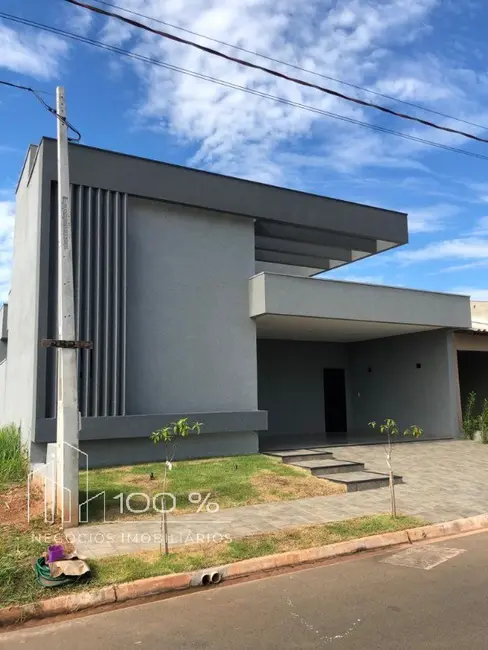 Foto 1 de Casa de Condomínio com 3 quartos à venda, 150m2 em Mirassol - SP