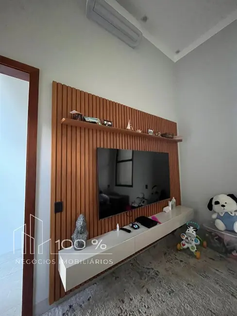 Foto 5 de Casa de Condomínio com 3 quartos à venda, 216m2 em Bady Bassitt - SP