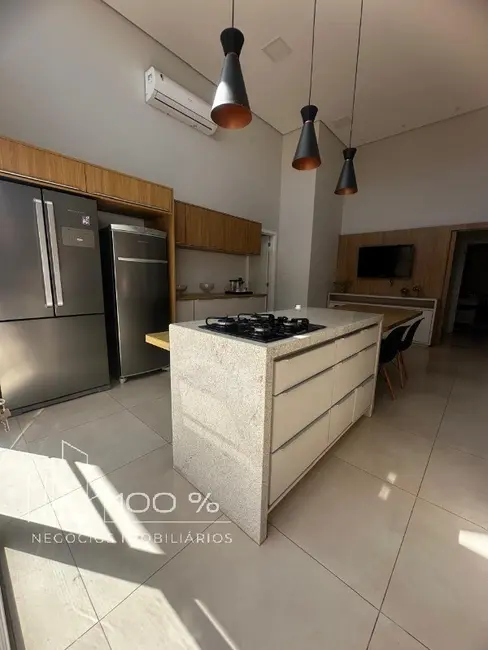 Foto 3 de Casa de Condomínio com 3 quartos à venda, 223m2 em Sao Jose Do Rio Preto - SP