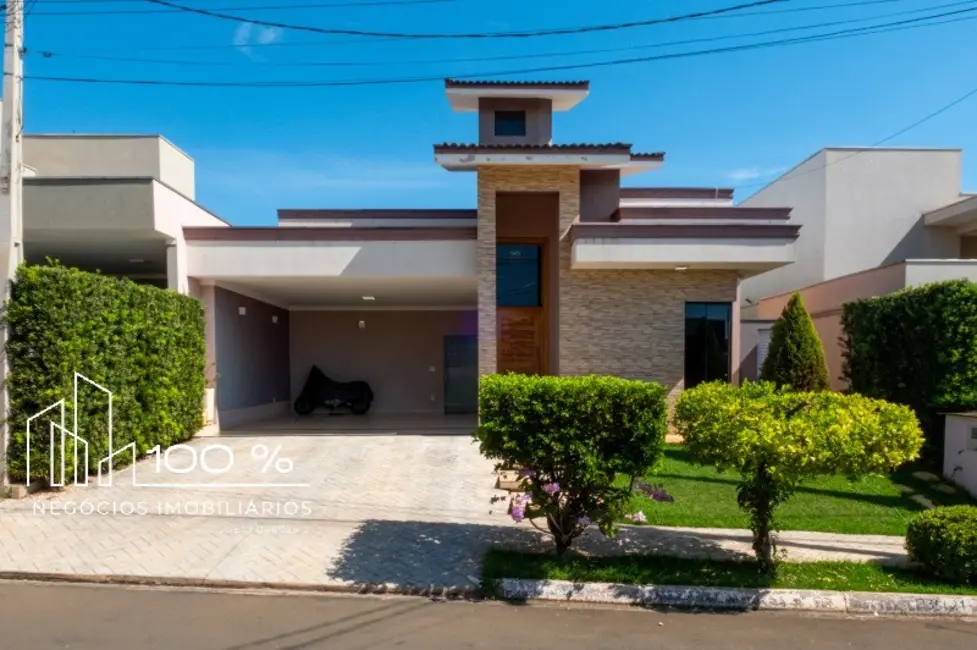 Foto 2 de Casa de Condomínio com 3 quartos à venda, 240m2 em Sao Jose Do Rio Preto - SP