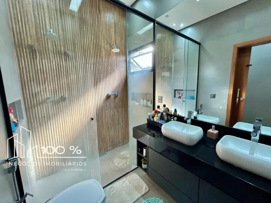 Casa de Condomínio com 3 quartos à venda, 135m2 em Residencial Maria Júlia, Sao Jose Do Rio Preto - SP - imagem 3 Foto 3 de Casa de Condomínio com 3 quartos à venda, 135m2 em Residencial Maria Júlia, Sao Jose Do Rio Preto - SP