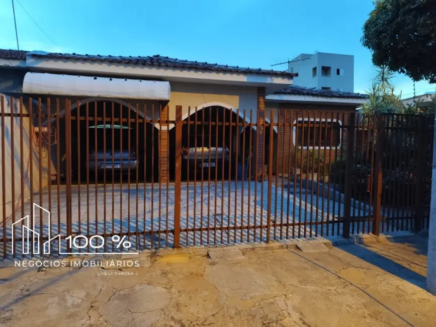 Foto 1 de Casa com 3 quartos à venda, 209m2 em Parque Estoril, Sao Jose Do Rio Preto - SP