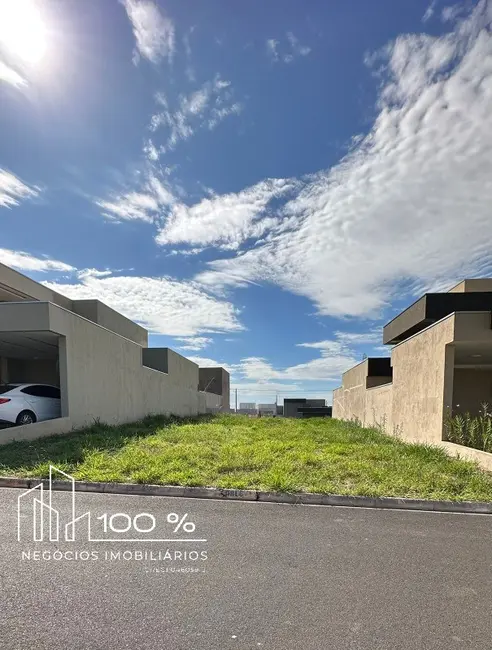 Foto 1 de Terreno / Lote à venda, 253m2 em Mirassol - SP