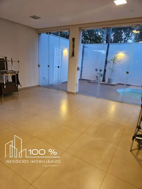 Casa de Condomínio com 3 quartos à venda, 240m2 em Residencial Village Damha Rio Preto II, Sao Jose Do Rio Preto - SP - imagem 6 Foto 6 de Casa de Condomínio com 3 quartos à venda, 240m2 em Residencial Village Damha Rio Preto II, Sao Jose Do Rio Preto - SP