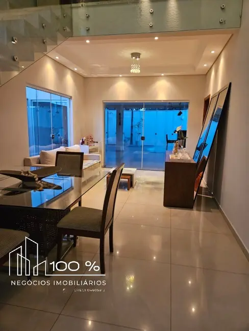 Casa de Condomínio com 3 quartos à venda, 240m2 em Residencial Village Damha Rio Preto II, Sao Jose Do Rio Preto - SP - imagem 8 Foto 8 de Casa de Condomínio com 3 quartos à venda, 240m2 em Residencial Village Damha Rio Preto II, Sao Jose Do Rio Preto - SP