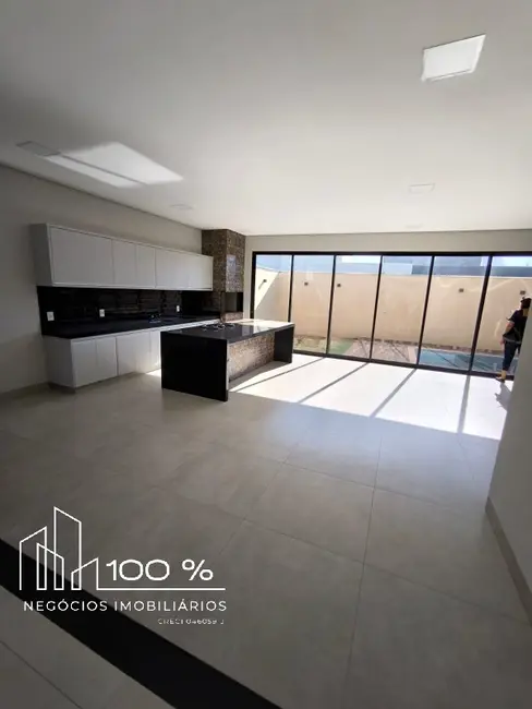 Casa de Condomínio com 3 quartos à venda, 210m2 em Quinta do Lago Residence, Sao Jose Do Rio Preto - SP - imagem 8 Foto 8 de Casa de Condomínio com 3 quartos à venda, 210m2 em Quinta do Lago Residence, Sao Jose Do Rio Preto - SP