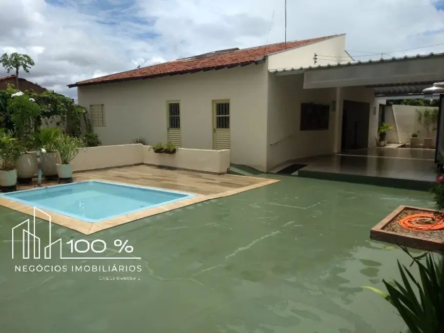 Foto 1 de Armazém / Galpão à venda, 340m2 em Nova Granada - SP