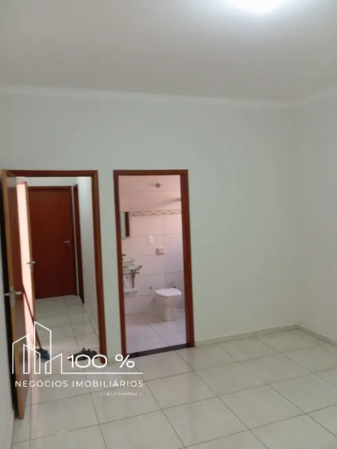 Foto 3 de Casa com 3 quartos à venda, 130m2 em Bady Bassitt - SP
