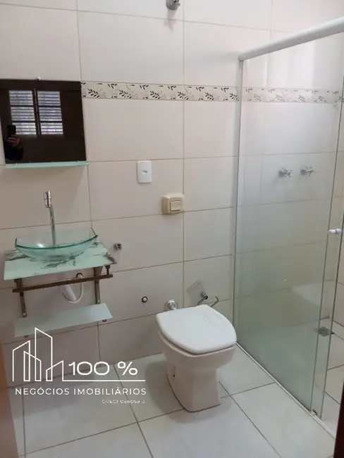 Foto 2 de Casa com 3 quartos à venda, 130m2 em Bady Bassitt - SP