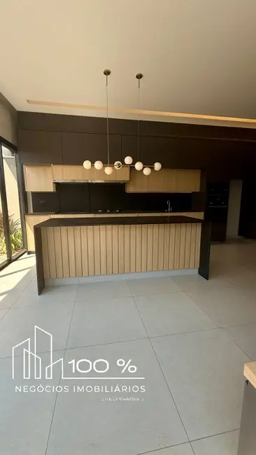 Casa de Condomínio com 3 quartos à venda, 172m2 em Residencial Maria Júlia, Sao Jose Do Rio Preto - SP - imagem 4 Foto 4 de Casa de Condomínio com 3 quartos à venda, 172m2 em Residencial Maria Júlia, Sao Jose Do Rio Preto - SP