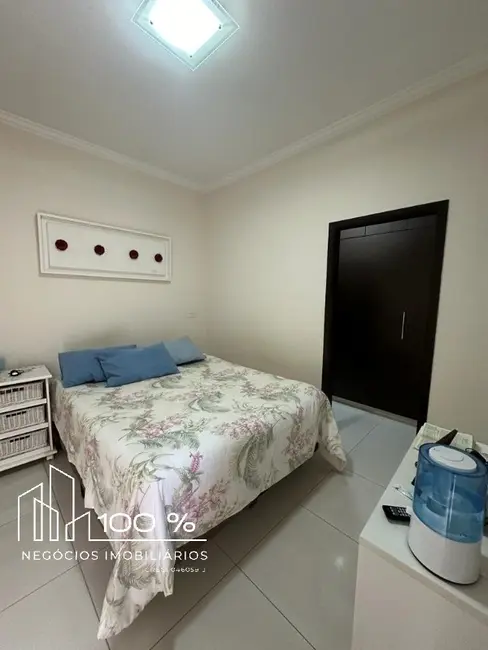 Casa de Condomínio com 3 quartos à venda, 220m2 em Sao Jose Do Rio Preto - SP - imagem 9 Foto 9 de Casa de Condomínio com 3 quartos à venda, 220m2 em Sao Jose Do Rio Preto - SP