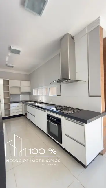 Foto 4 de Casa de Condomínio com 3 quartos à venda, 250m2 em Mirassol - SP