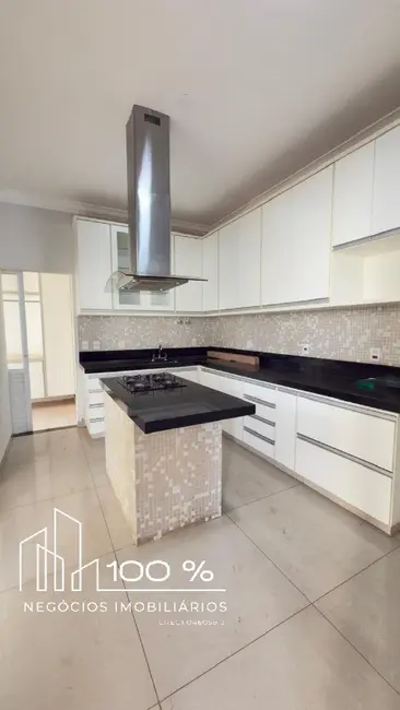 Foto 3 de Casa de Condomínio com 3 quartos à venda, 250m2 em Mirassol - SP