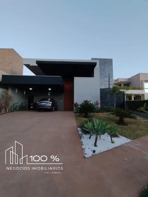 Foto 1 de Casa de Condomínio com 3 quartos à venda, 220m2 em Residencial Gaivota II, Sao Jose Do Rio Preto - SP