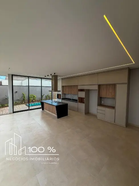 Foto 2 de Casa de Condomínio com 3 quartos à venda, 220m2 em Parque Residencial Buona Vita, Sao Jose Do Rio Preto - SP