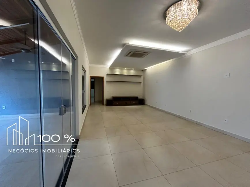 Foto 2 de Casa com 3 quartos à venda, 200m2 em Jardim São Marco, Sao Jose Do Rio Preto - SP