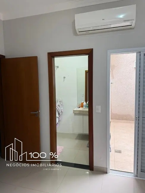 Foto 2 de Casa de Condomínio com 3 quartos à venda, 200m2 em Sao Jose Do Rio Preto - SP