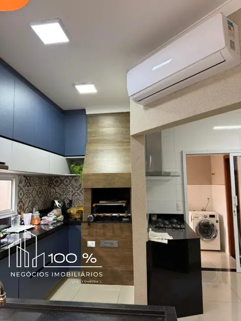Foto 2 de Casa de Condomínio com 3 quartos à venda, 200m2 em Residencial Alta Vista, Sao Jose Do Rio Preto - SP