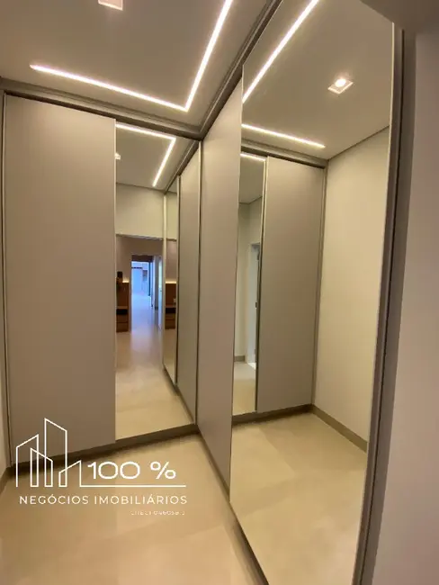 Casa de Condomínio com 3 quartos à venda, 247m2 em Loteamento Recanto do Lago, Sao Jose Do Rio Preto - SP - imagem 4 Foto 4 de Casa de Condomínio com 3 quartos à venda, 247m2 em Loteamento Recanto do Lago, Sao Jose Do Rio Preto - SP