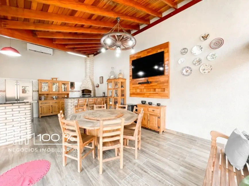 Foto 8 de Chácara com 4 quartos à venda, 250m2 em Ipigua - SP