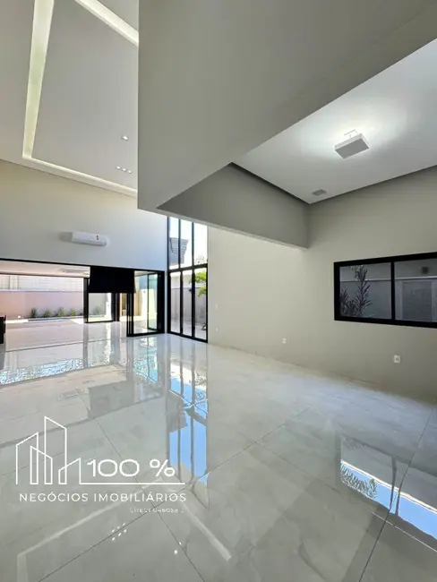 Casa de Condomínio com 4 quartos à venda, 310m2 em Quinta do Golfe Jardins, Sao Jose Do Rio Preto - SP - imagem 2 Foto 2 de Casa de Condomínio com 4 quartos à venda, 310m2 em Quinta do Golfe Jardins, Sao Jose Do Rio Preto - SP