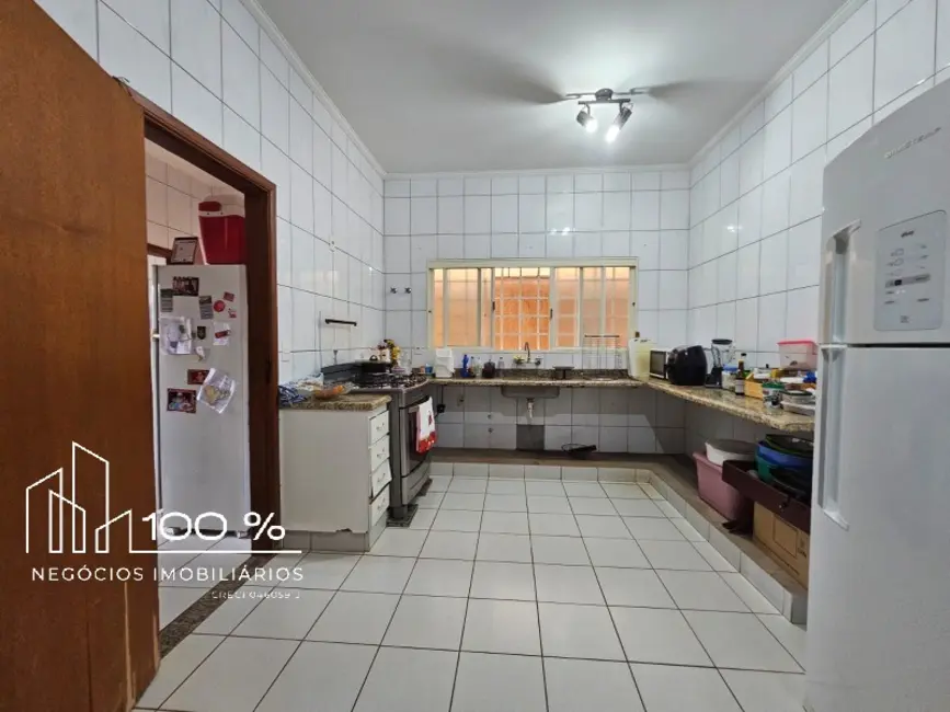 Casa com 3 quartos à venda, 300m2 em Jardim Tarraf, Sao Jose Do Rio Preto - SP - imagem 6 Foto 6 de Casa com 3 quartos à venda, 300m2 em Jardim Tarraf, Sao Jose Do Rio Preto - SP