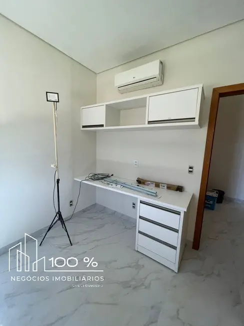 Casa de Condomínio com 3 quartos à venda, 200m2 em Condomínio Vilage La Montagne, Sao Jose Do Rio Preto - SP - imagem 5 Foto 5 de Casa de Condomínio com 3 quartos à venda, 200m2 em Condomínio Vilage La Montagne, Sao Jose Do Rio Preto - SP