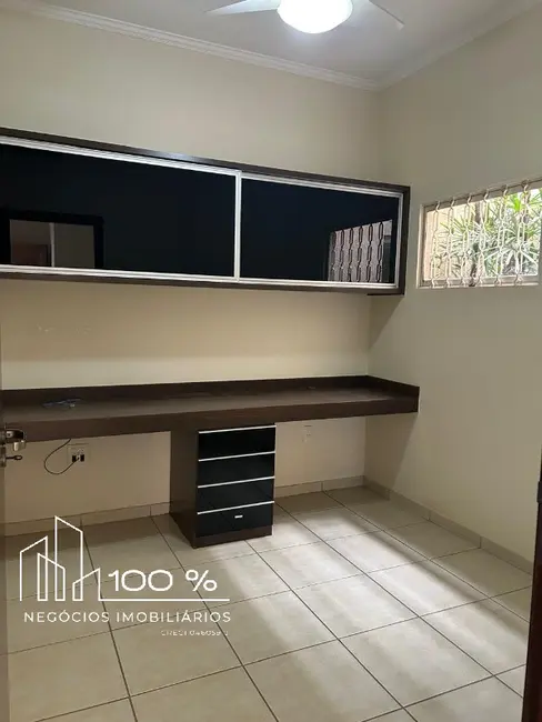 Casa com 3 quartos à venda, 200m2 em Jardim Bordon, Sao Jose Do Rio Preto - SP - imagem 8 Foto 8 de Casa com 3 quartos à venda, 200m2 em Jardim Bordon, Sao Jose Do Rio Preto - SP