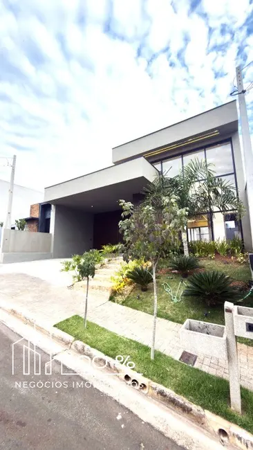 Foto 2 de Casa de Condomínio com 3 quartos à venda, 134m2 em Residencial Maria Júlia, Sao Jose Do Rio Preto - SP