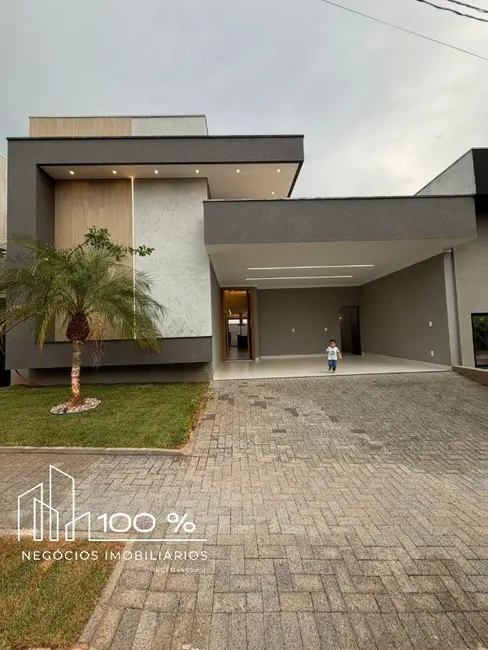 Casa de Condomínio com 3 quartos à venda, 161m2 em Residencial Maria Júlia, Sao Jose Do Rio Preto - SP - imagem 1 Foto 1 de Casa de Condomínio com 3 quartos à venda, 161m2 em Residencial Maria Júlia, Sao Jose Do Rio Preto - SP