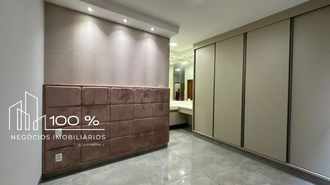 Foto 2 de Casa com 3 quartos à venda, 120m2 em Sao Jose Do Rio Preto - SP