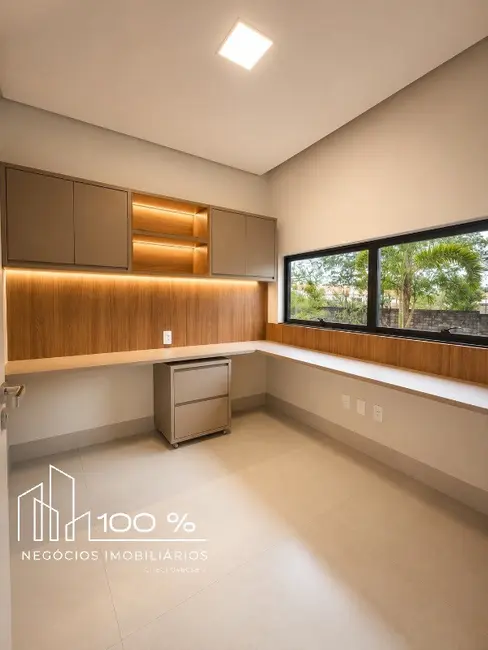 Casa de Condomínio com 3 quartos à venda, 255m2 em Residencial Gaivota II, Sao Jose Do Rio Preto - SP - imagem 4 Foto 4 de Casa de Condomínio com 3 quartos à venda, 255m2 em Residencial Gaivota II, Sao Jose Do Rio Preto - SP