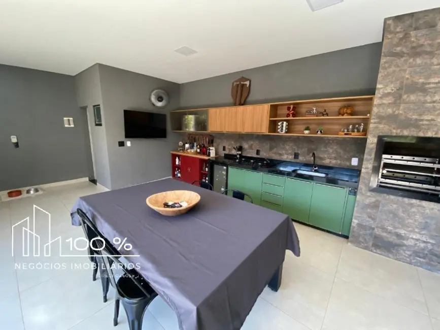 Foto 2 de Casa com 3 quartos à venda, 180m2 em Parque das Amoras II, Sao Jose Do Rio Preto - SP