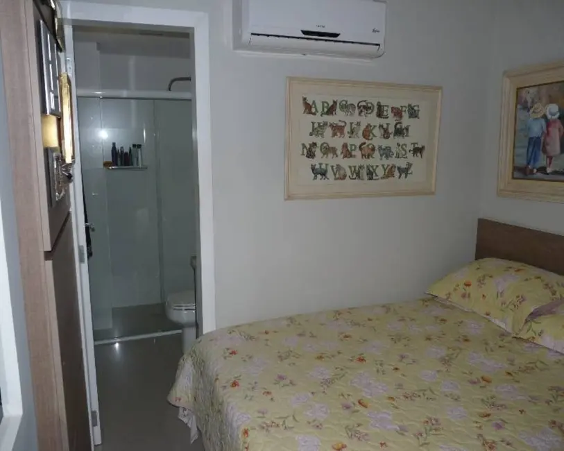 Foto 2 de Apartamento com 3 quartos à venda, 74m2 em Centro, Balneario Camboriu - SC