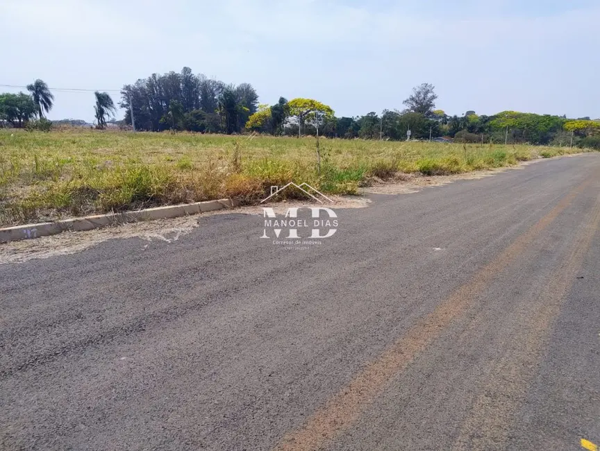 Foto 1 de Terreno / Lote à venda, 200m2 em Artur Nogueira - SP