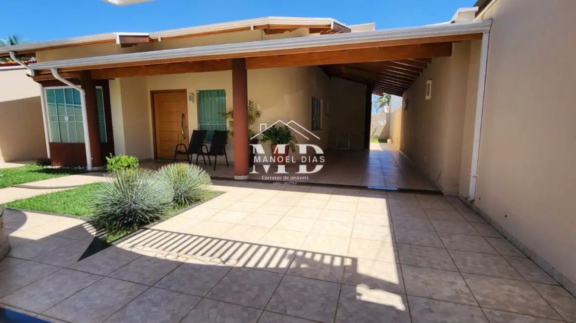 Foto 1 de Casa com 3 quartos à venda, 325m2 em Artur Nogueira - SP