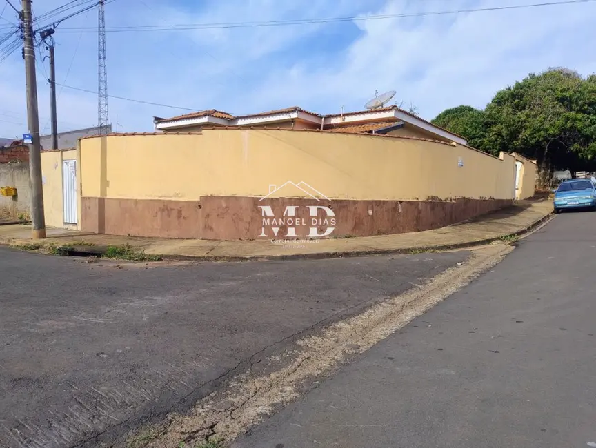 Foto 1 de Casa com 3 quartos à venda, 170m2 em Artur Nogueira - SP
