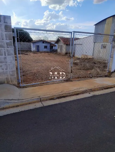 Foto 1 de Terreno / Lote à venda, 1800m2 em Artur Nogueira - SP
