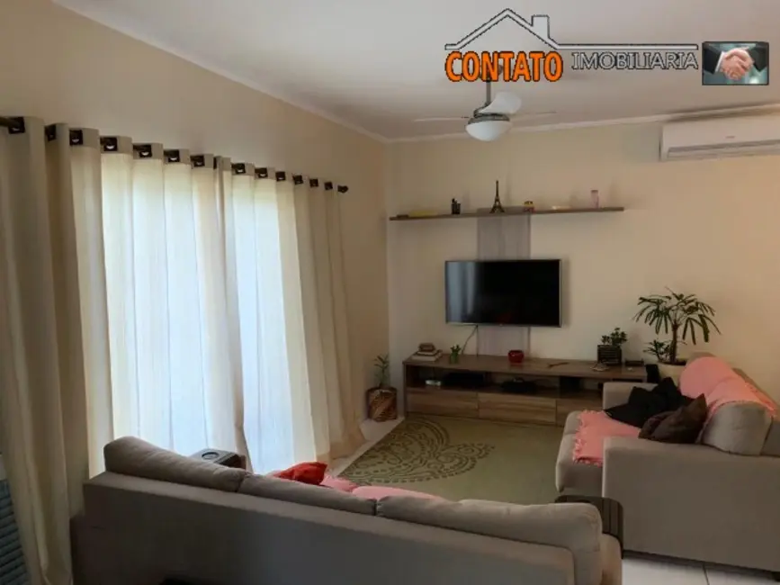 Foto 7 de Casa com 3 quartos à venda, 178m2 em Itanhaem - SP