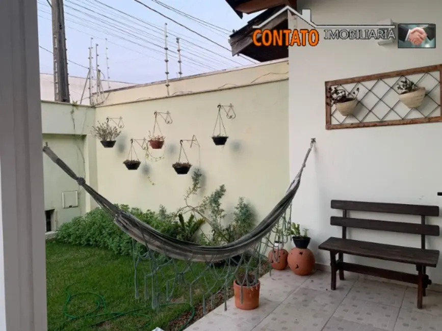 Foto 6 de Casa com 3 quartos à venda, 178m2 em Itanhaem - SP
