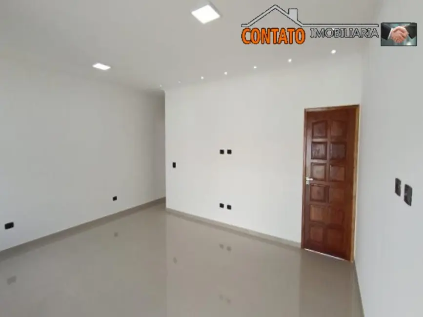 Foto 2 de Casa com 3 quartos à venda, 97m2 em Itanhaem - SP