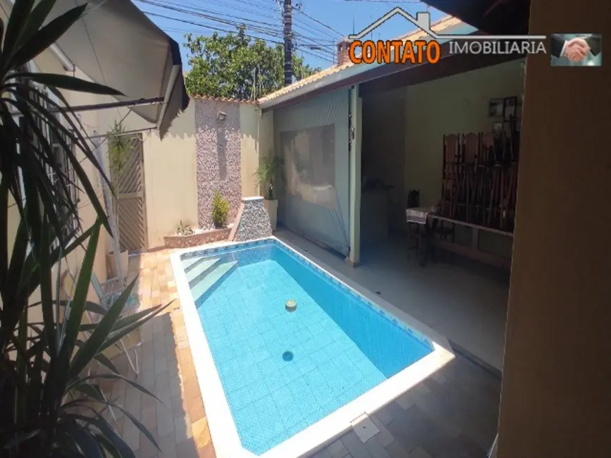 Foto 4 de Casa com 2 quartos à venda, 180m2 em Itanhaem - SP