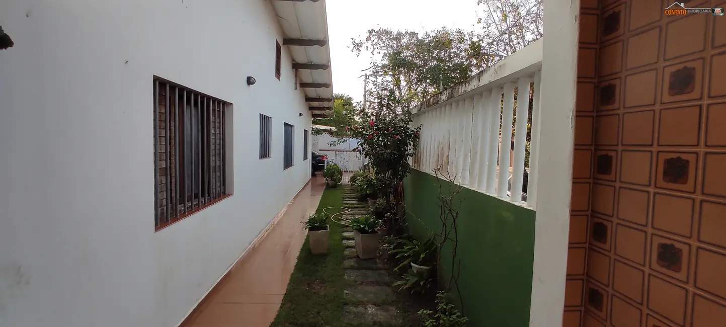 Foto 3 de Casa com 3 quartos à venda, 128m2 em Itanhaem - SP