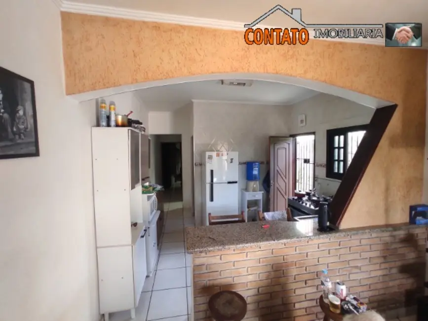 Foto 9 de Casa com 2 quartos à venda, 64m2 em Itanhaem - SP