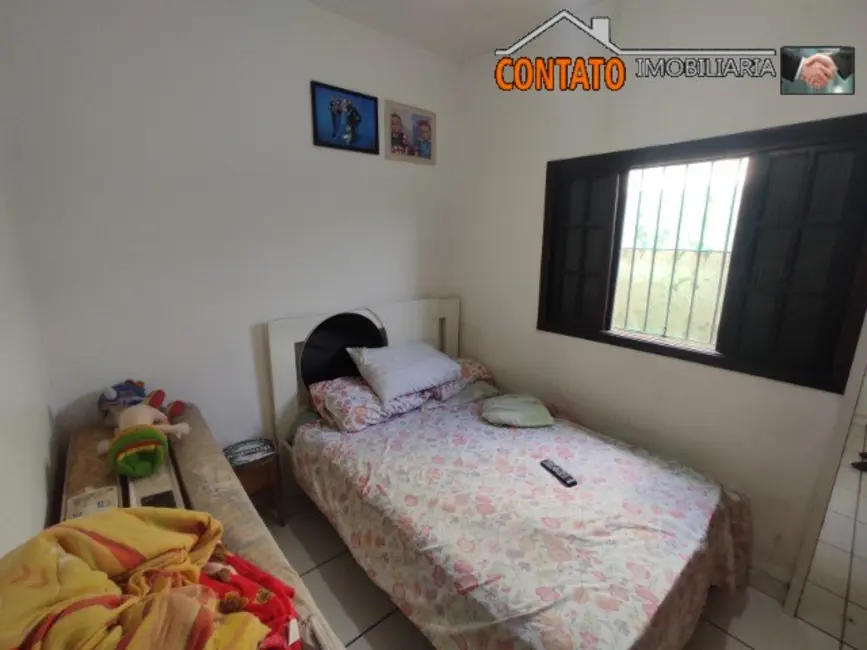 Foto 5 de Casa com 2 quartos à venda, 64m2 em Itanhaem - SP