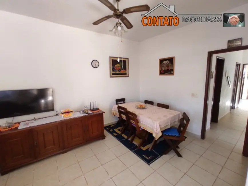 Casa com 4 quartos à venda, 141m2 em Itanhaem - SP - imagem 7 Foto 7 de Casa com 4 quartos à venda, 141m2 em Itanhaem - SP